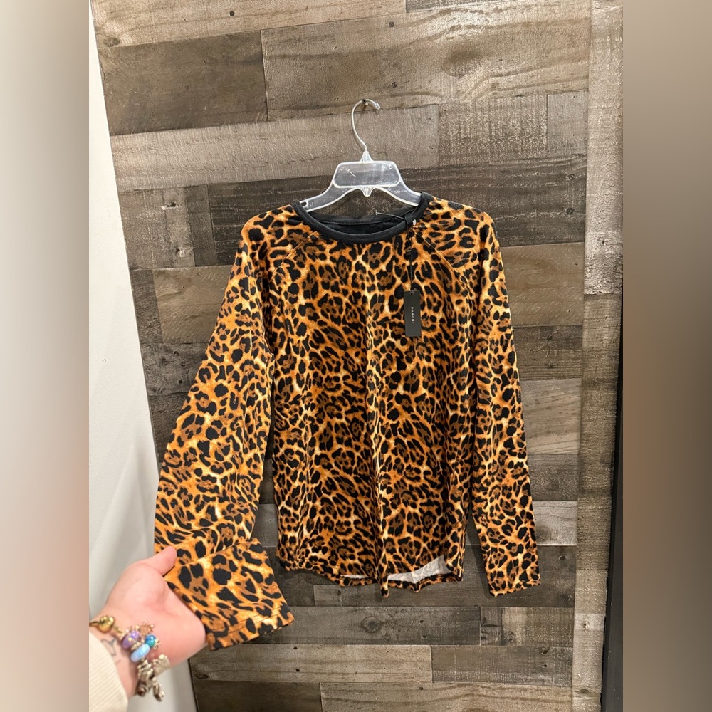 NWT Natori | Kaede Leopard Print Raglan Long Sleeve